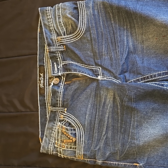 True Luck Jeans - Picture 5 of 6